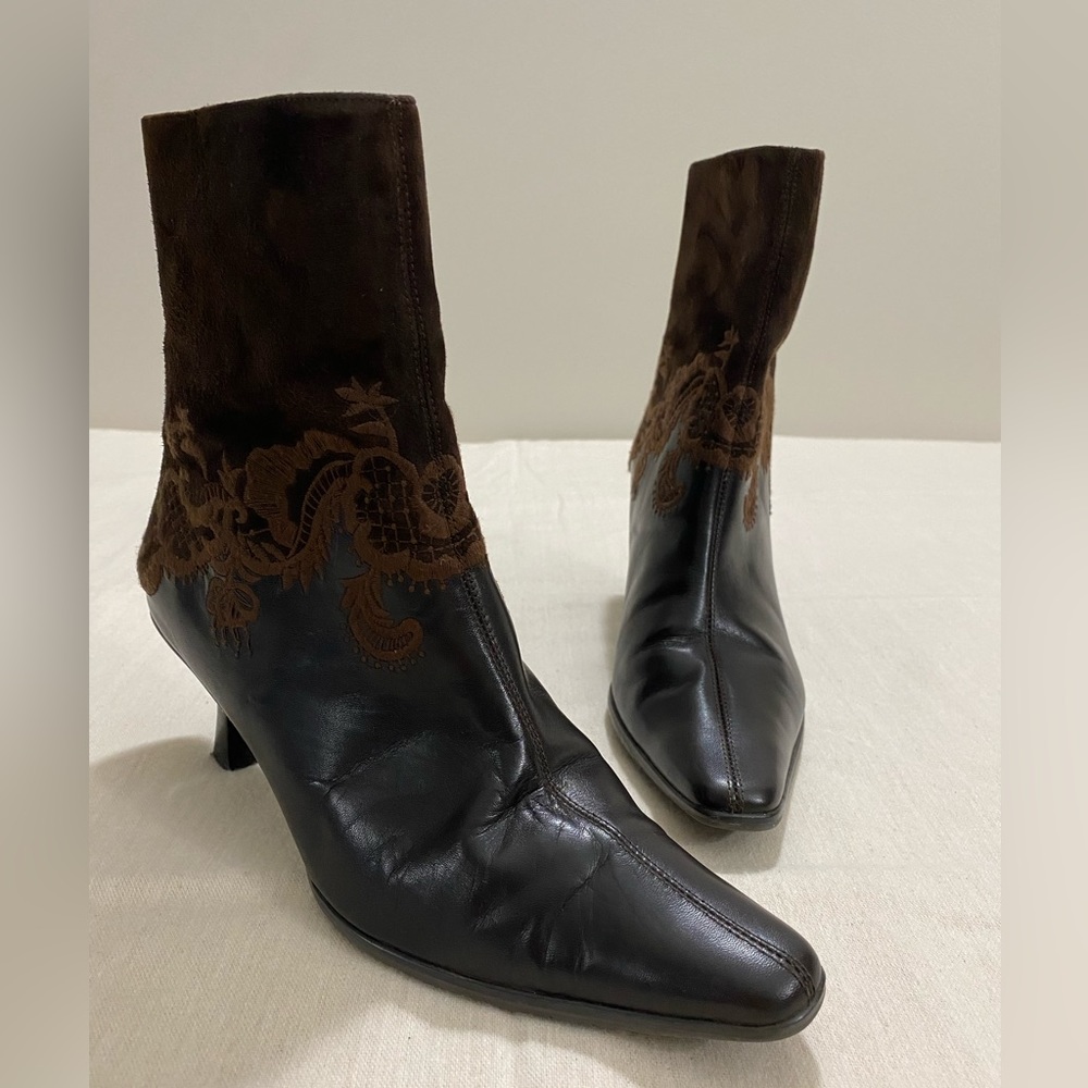 Fun and unique Vaneli boots